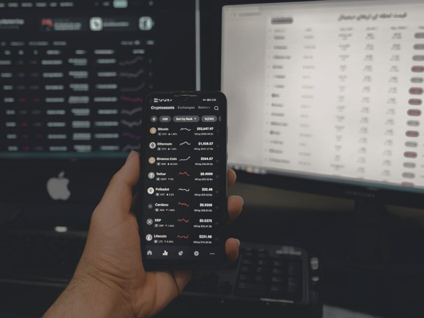 Como yPredict utiliza IA na análise de criptomoedas