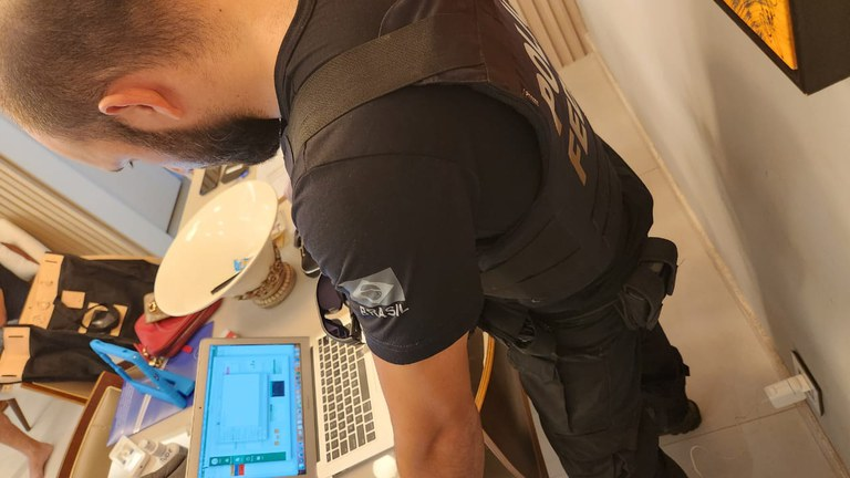 Polícia Federal investiga usuários de Tether e esclarece crime cometido com Inteligência Artificial (IA)